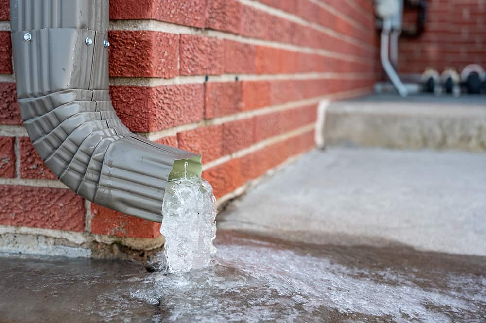 How To Prevent Your downspouts from Freezing in Winters?